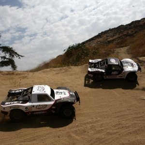 Трак 1/5 4x4 - LOSI 5IVE-T 4WD с системой стабилизации AVC