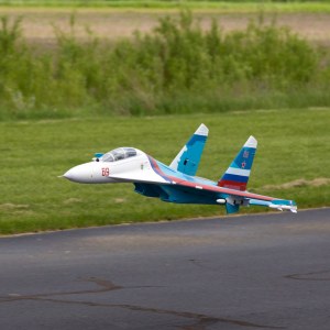Радиоуправляемый самолет СУ-30 E-Flite Su-30 Twin 70mm EDF BNF Basic w/AS3X & SAFE Select EFL01050
