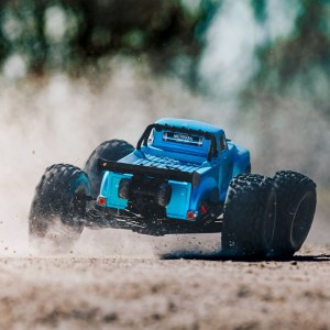 Радиоуправляемая модель ARRMA 1/8 NOTORIOUS 6S V5 4WD BLX RTR (синий) ARA8611V5T2