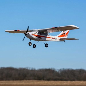 Радиоуправляемый самолет E-flite Apprentice STS 1.5m RTF с аппаратурой DXS EFL37000