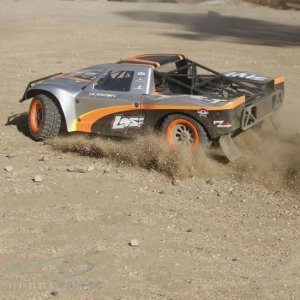 Losi 5IVE-T (5T) радиоуправляемая машина на бензине